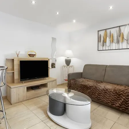 A 200 M De La Apartamento